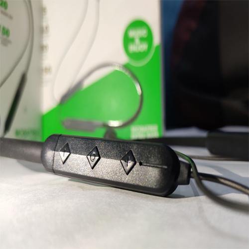 MBT008 Extra Bass Wireless Neckband - Indclues